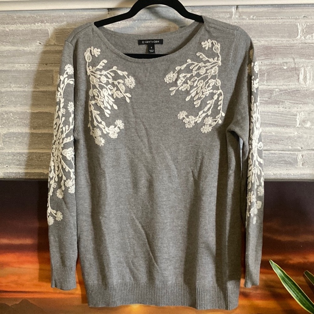 41 Hawthorn Pullover Sweater